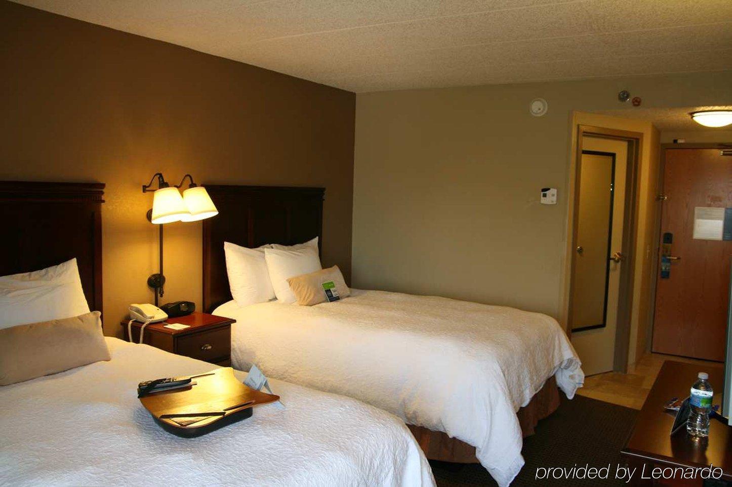 Hampton Inn Madison East Towne Mall Area Szoba fotó