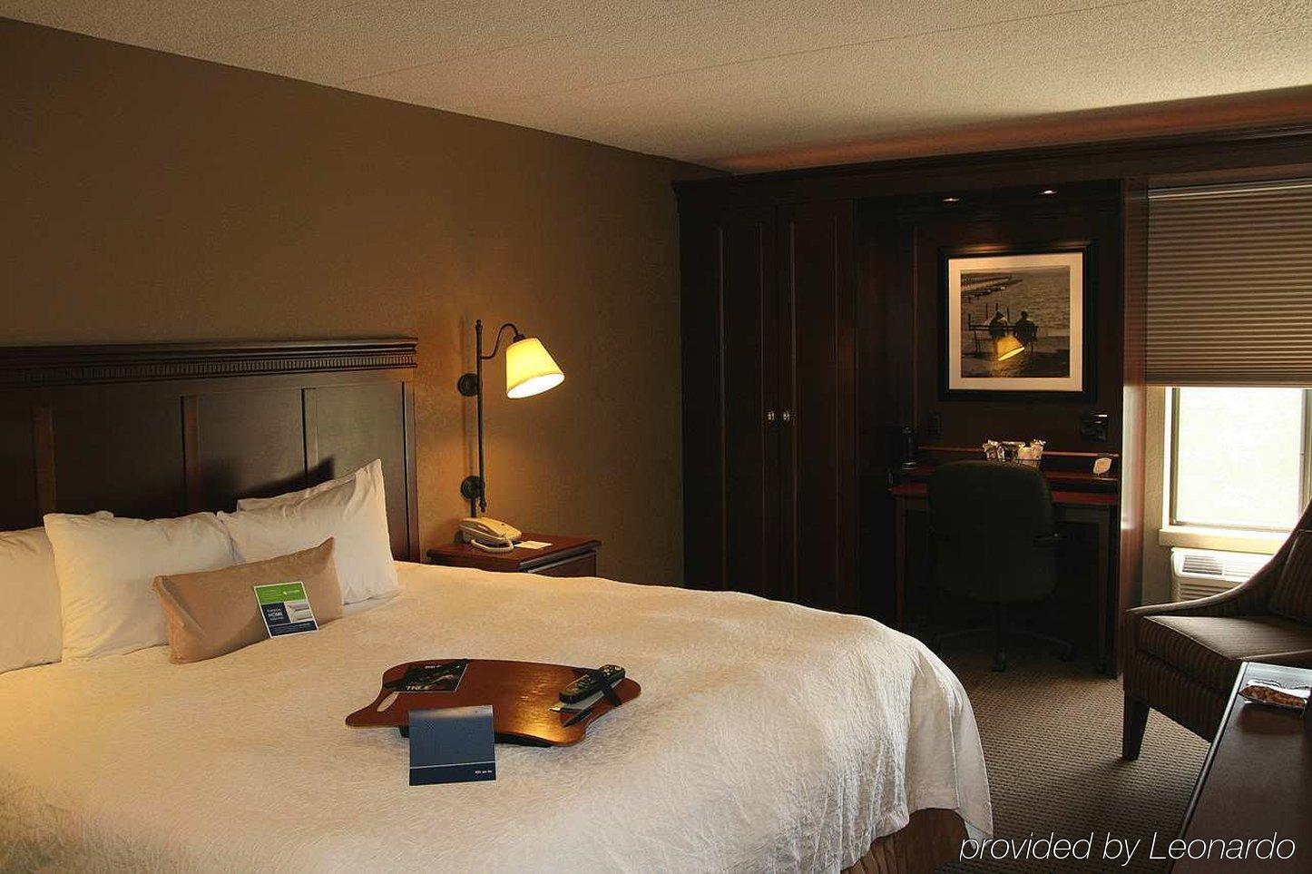 Hampton Inn Madison East Towne Mall Area Szoba fotó