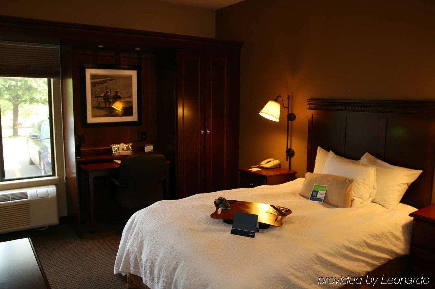 Hampton Inn Madison East Towne Mall Area Szoba fotó
