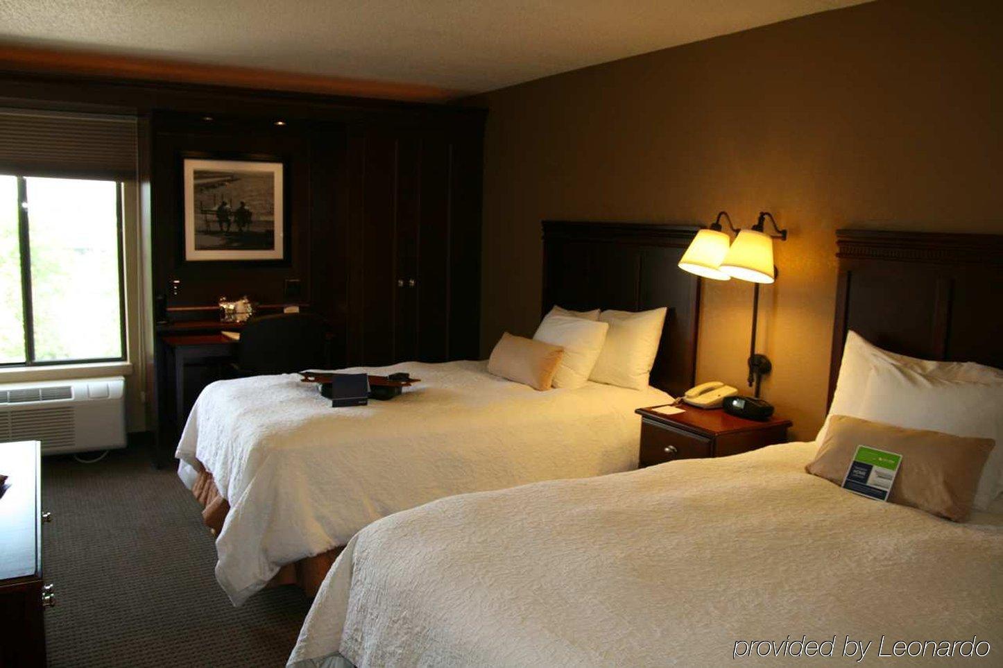 Hampton Inn Madison East Towne Mall Area Szoba fotó
